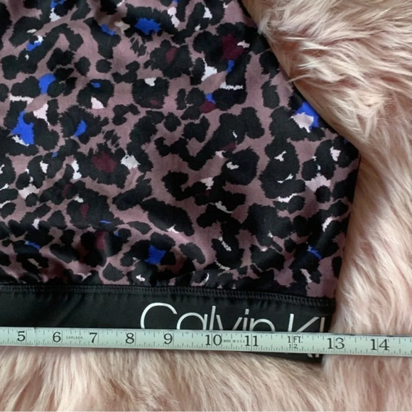 Calvin Klein sports bra - Picture 8 of 11